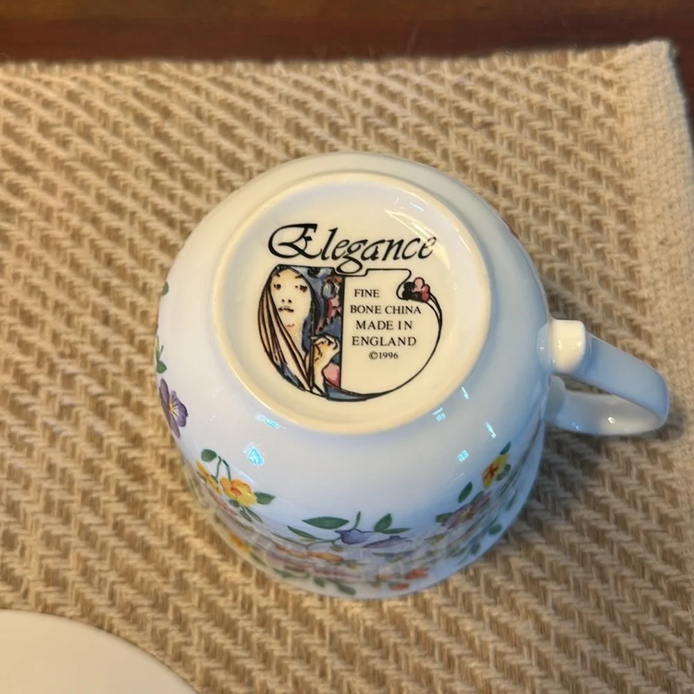 Elegance charming teacup